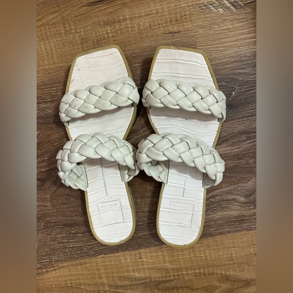 Dolce vita sandals